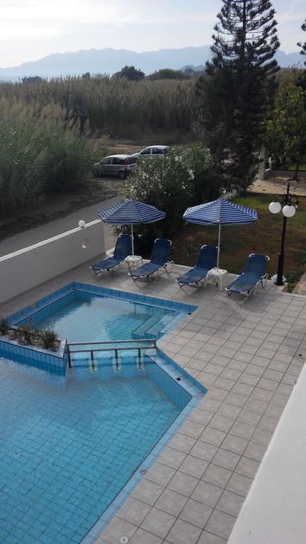 Viaros Apartments Йеранион Экстерьер фото