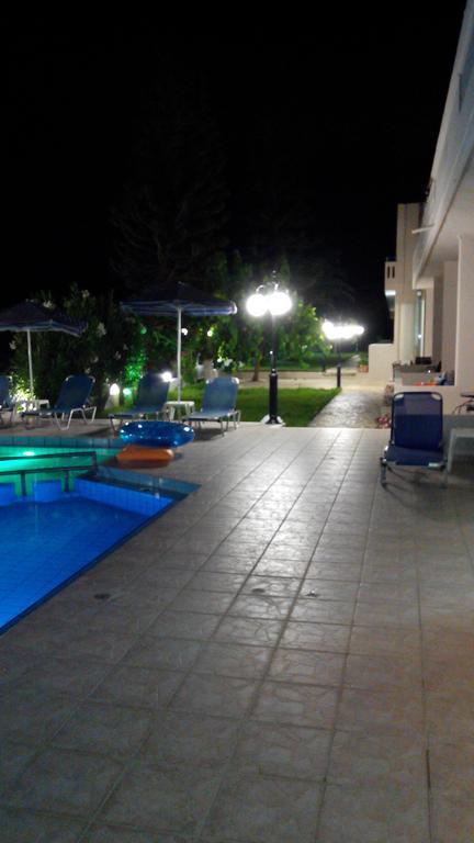 Viaros Apartments Йеранион Экстерьер фото